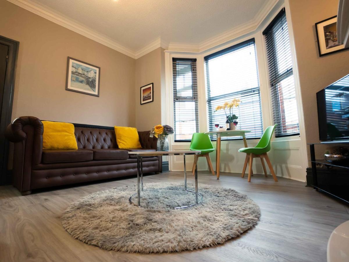 Pass The Keys Amazing, Newly Renovated 5Bedroom House Sleeps 10 Scarborough Dış mekan fotoğraf