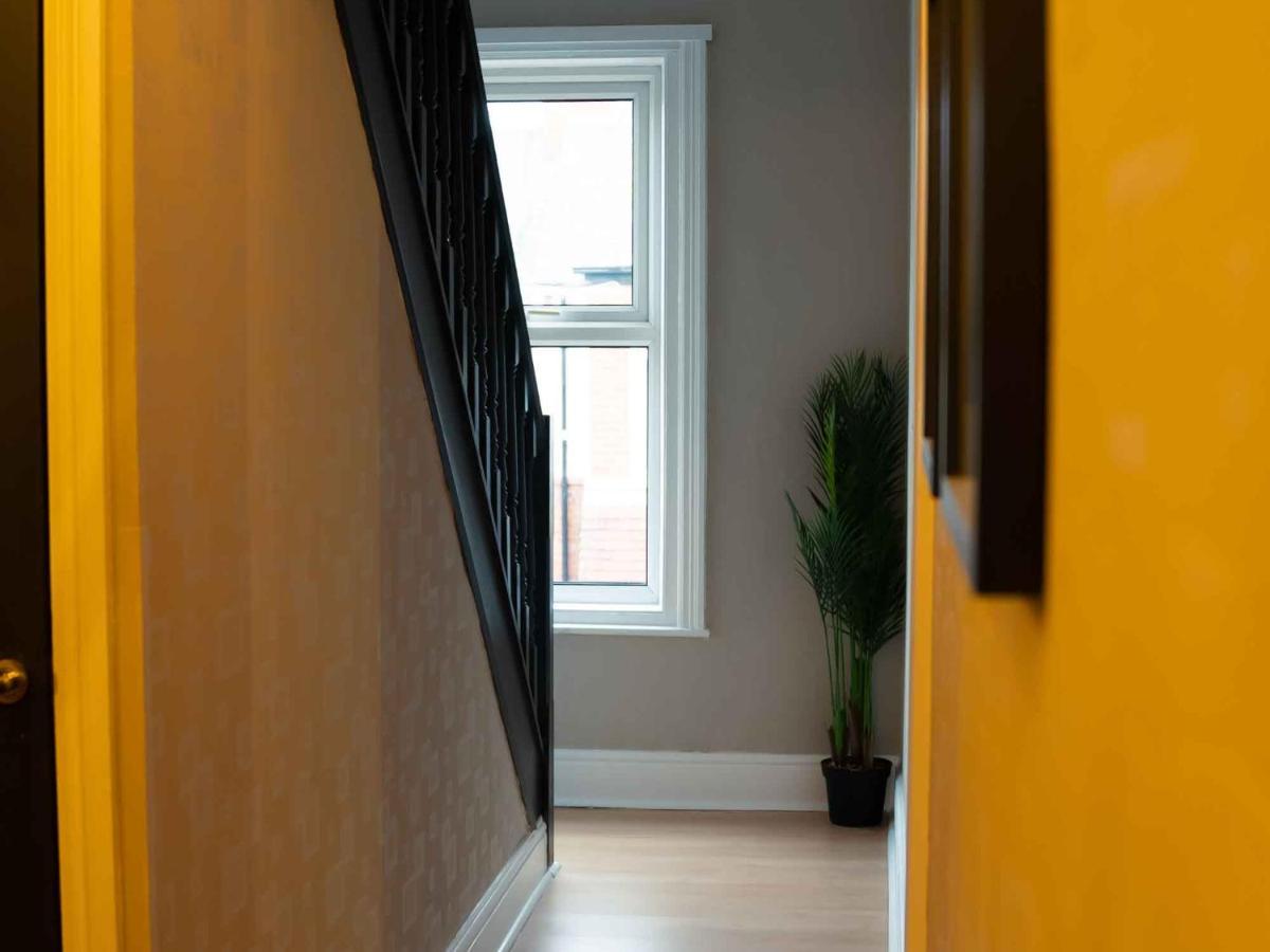 Pass The Keys Amazing, Newly Renovated 5Bedroom House Sleeps 10 Scarborough Dış mekan fotoğraf