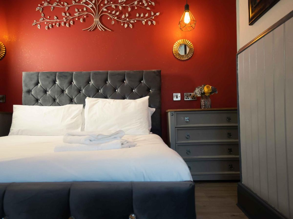 Pass The Keys Amazing, Newly Renovated 5Bedroom House Sleeps 10 Scarborough Dış mekan fotoğraf