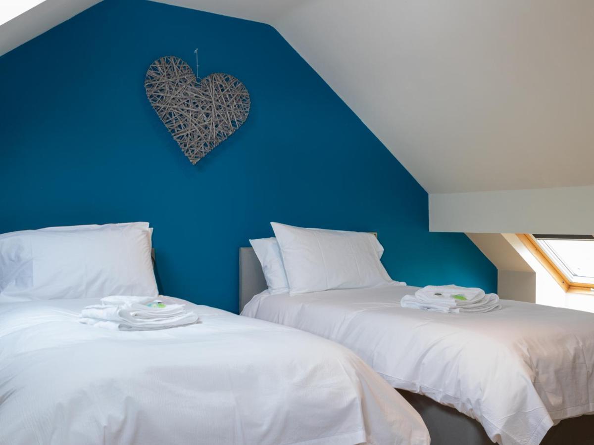 Pass The Keys Amazing, Newly Renovated 5Bedroom House Sleeps 10 Scarborough Dış mekan fotoğraf